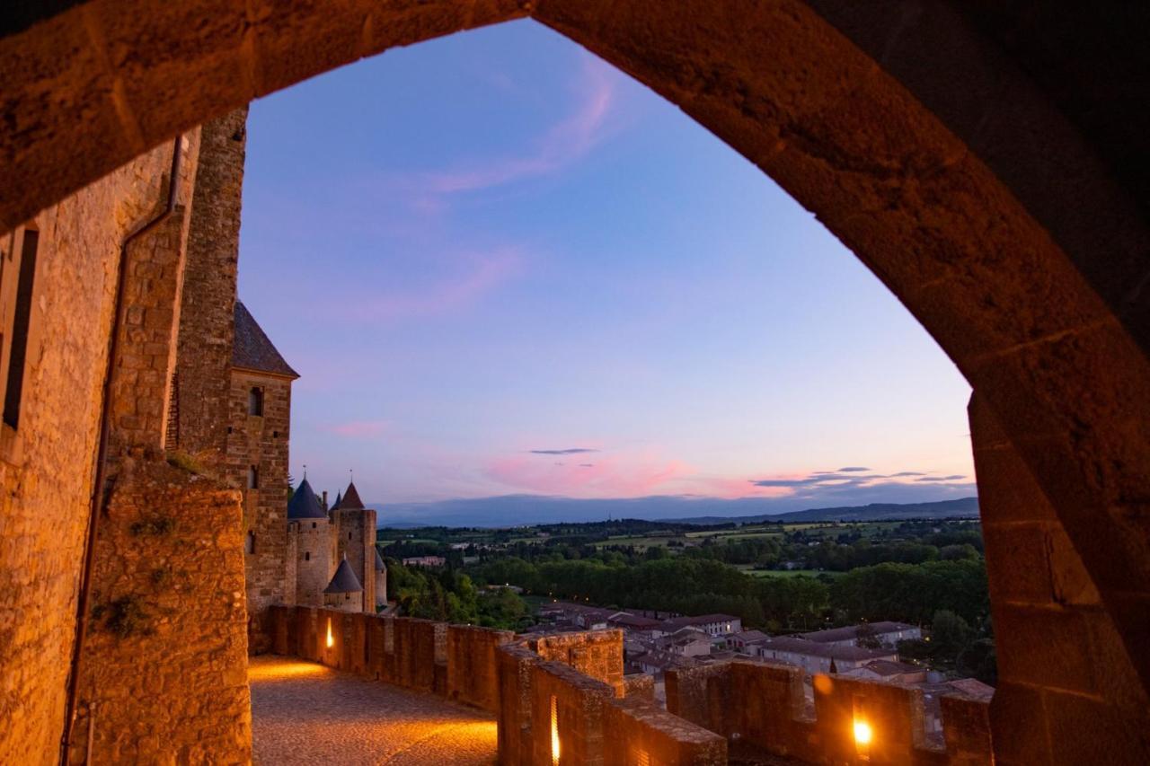 Tout Confort ! Climatisation, Centre-Ville, Parking, Terrasse, Wifi, Netflix Carcassonne Exterior foto