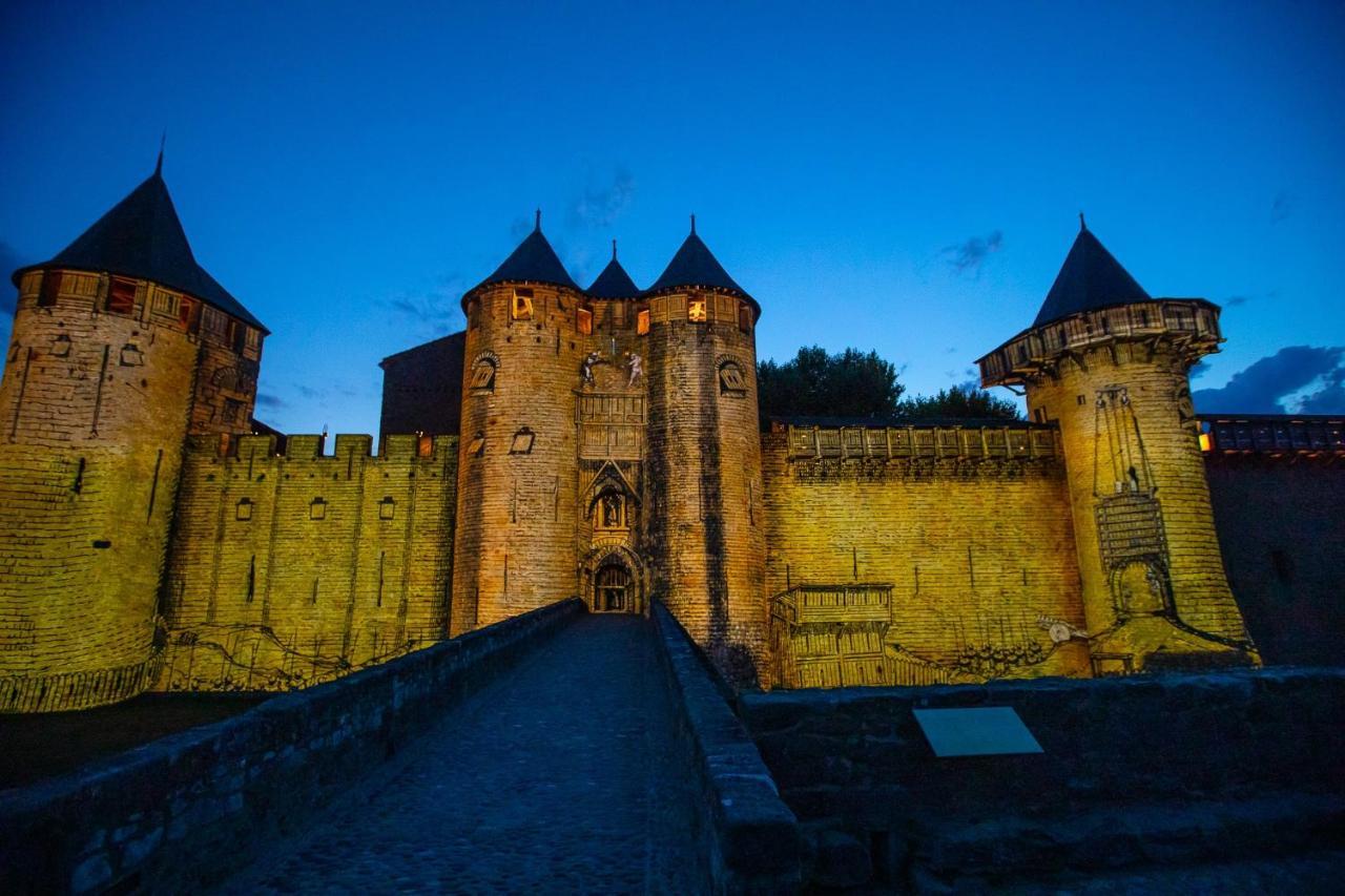 Tout Confort ! Climatisation, Centre-Ville, Parking, Terrasse, Wifi, Netflix Carcassonne Exterior foto